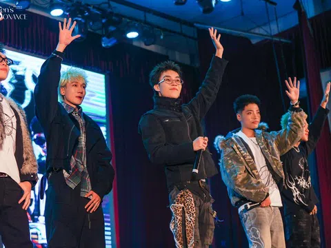 Rapper Dangrangto cùng tổ đội WORKAHOLIC$ “khuấy động” sân khấu đêm nhạc hội FPS 2025