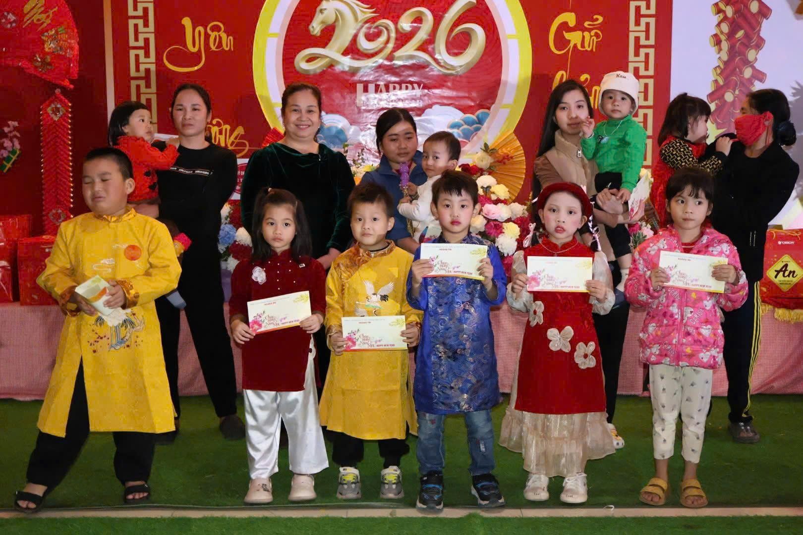 Trường Mầm non Nam Tiến tổ chức chương trình trải nghiệm “Bé vui hội xuân 2026”