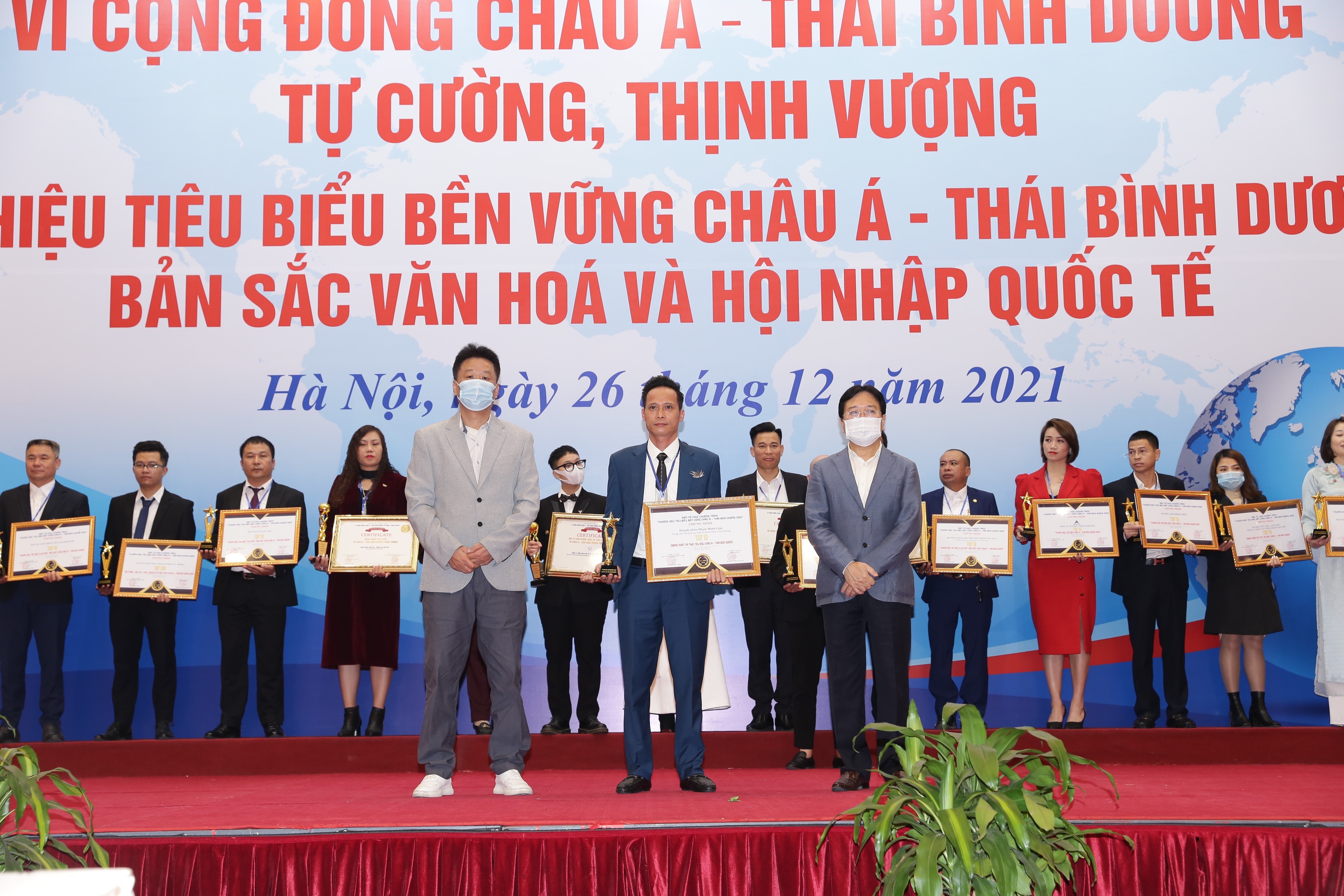 Doanh nhân Phạm Minh Lâm được tôn vinh doanh nhân vì cộng đồng Châu Á - Thái Bình Dương thịnh vượng