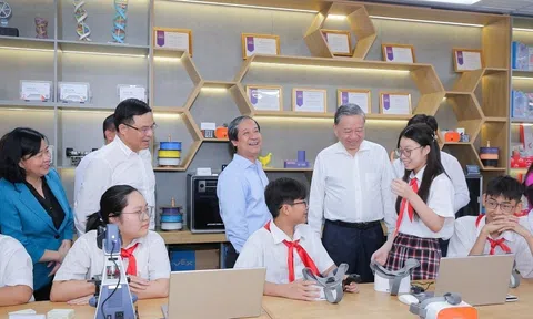 STEM Innovation Petrovietnam: Thắp sáng “nguồn năng lượng tri thức” cho tương lai