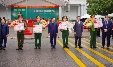 PHOTO: Lễ Giao nhận quân quận Hai Bà Trưng, Hà Nội năm 2024