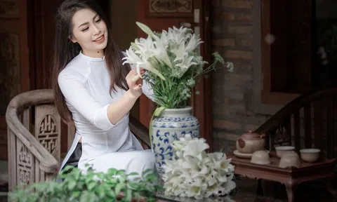 Người trồng hoa Hà Nội lâm cảnh 'hoa cười người khóc'