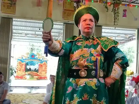 Nghệ nhân Nguyễn Thị Ninh: Lặng lẽ gieo mầm nhân ái từ những giá trị văn hóa truyền thống