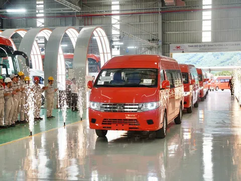 Kimlong Motor ra mắt dòng minibus X9 vận hành linh hoạt trên mọi cung đường nhỏ hẹp trong đô thị