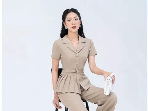 Ý tưởng mix & match đơn giản nhưng sang chảnh cho quý cô công sở