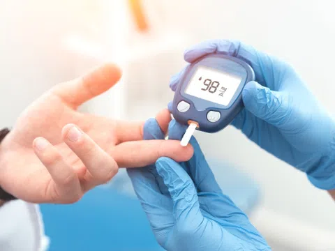 Vượt qua biến chứng tiểu đường nhờ áp dụng cách sau
