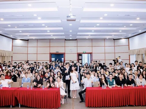 SEDU English tổ chức talkshow “Gen Z Chinh phục tiếng Anh - Chọn nghề đúng"