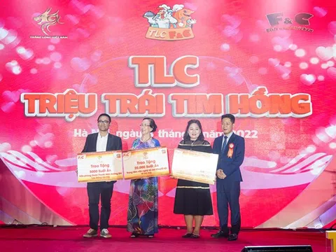 Chương trình “TLC - Triệu trái tim hồng” do Công ty Cổ phần Dịch vụ và Giải trí Thăng Long tổ chức