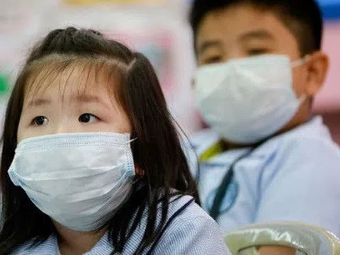 Ai hiểu dùm cô giáo lo chống dịch