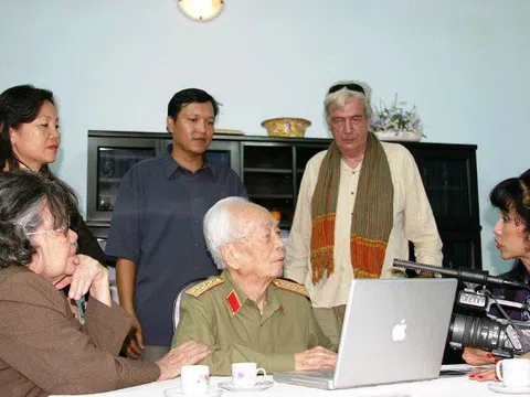 Tháng 10: Nhớ về vị tướng của Nhân dân, Danh tướng vì Hòa Bình