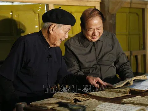 Tuyên Quang: Nghệ nhân miệt mài nghiên cứu văn hóa Tày